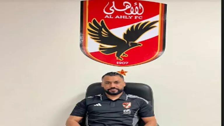 4 صور لأول ظهور لحسام عاشور بعد عودته للعمل في النادي الأهلي