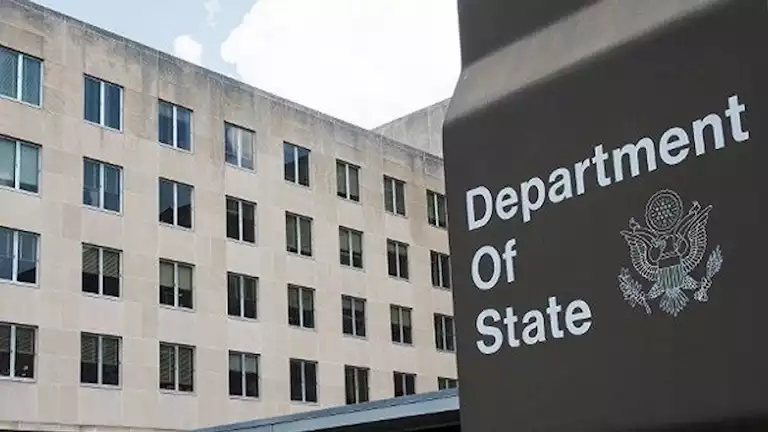 أمريكا تعتزم تصنيف "كارتل دي لوس سولس" في فنزويلا منظمة إرهابية.. ما السبب؟