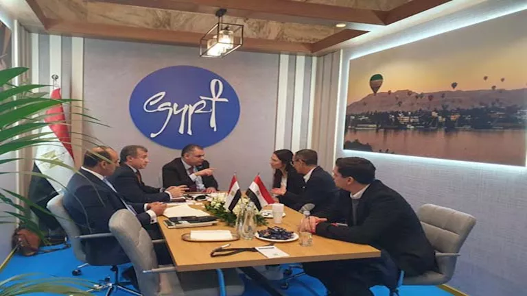 السياحة: ارتفاع أعداد السياح البولنديين لمصر بنسبة 37% خلال 2025