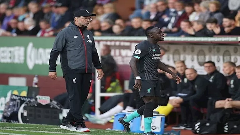 بعد تصريحات السنغالي.. سبب أزمة صلاح وماني في ليفربول بعام 2019