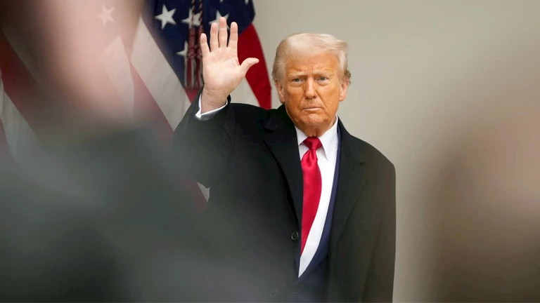 ترامب يوقّع على مشروع قانون للإفراج عن ملفات "إبستين" الجنسية