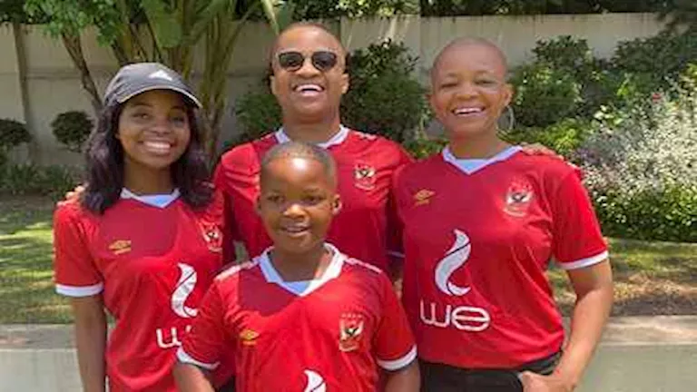 "زوجة شهيرة وابن بالتبني".. 17 صورة وأبرز المعلومات عن عائلة موسيماني