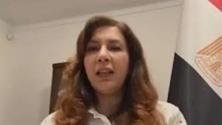 سفيرة مصر بالبحرين: إقبال "جيد" للمصريين لانتخابات النواب 2025