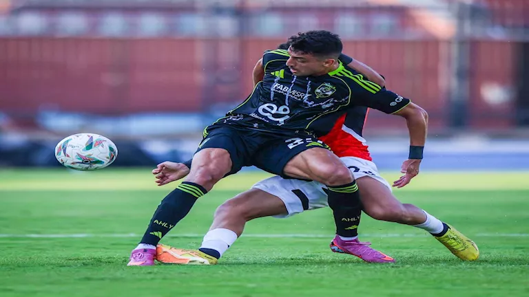 طاهر: الأهلي استعد لكل السيناريوهات.. ونطالب بتطبيق تقنية الفيديو في أفريقيا