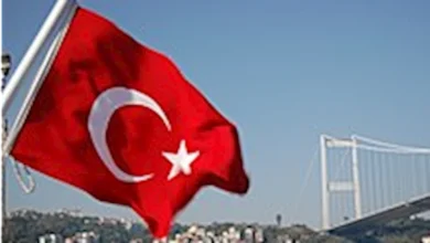 فضيحة تهز تركيا.. شاب يشارك لحظات حميمية مع شريكته في بث مباشر