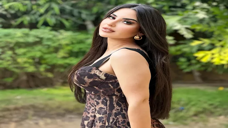 قمر أوي .. 14 صورة لزوجة محمد عواد بالتايجر والجمهور يعلق