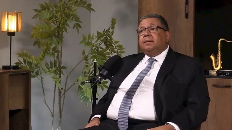 لماذا لا يطبق الحد الأدنى للأجور في مصر بشكل كامل؟ نائب رئيس الوزراء الأسبق يجيب