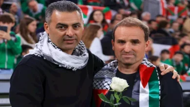 مدرب منتخب فلسطين يكشف سبب بكائه خلال ودية إقليم الباسك