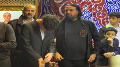 ممدوح عباس يقدم واجب العزاء في محمد صبري (صور)