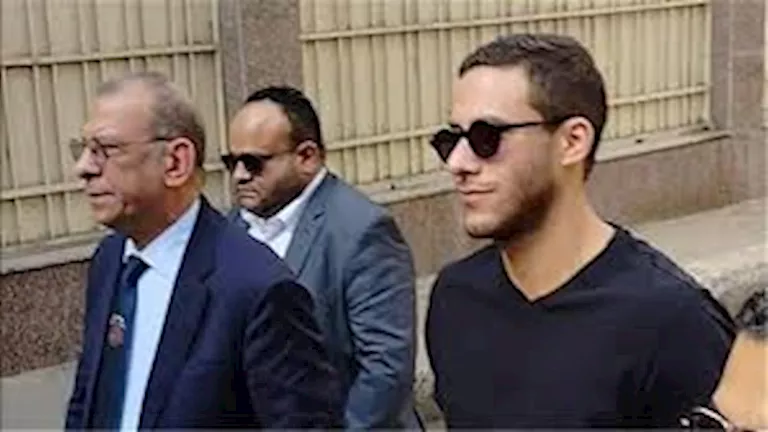 من رمضان صبحي لنجوم الأهلي والزمالك.. لاعبون مصريون بين النجومية والسجن