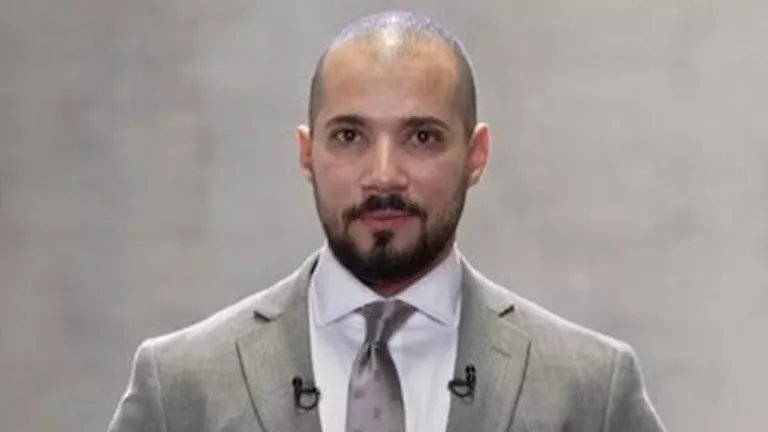 مناوشات بين عبد الله رشدي وزوجته بسبب الهجرة لأمريكا.. ما القصة؟