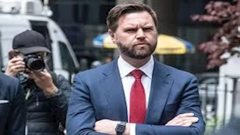 نائب ترامب يتحدث عن الدافع وراء إطلاق النار قرب البيت الأبيض.. ماذا قال؟