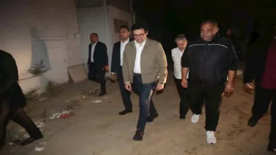 وزير الثقافة يتفقد موقع حريق ديكور مسلسل "الكينج" -(صور)