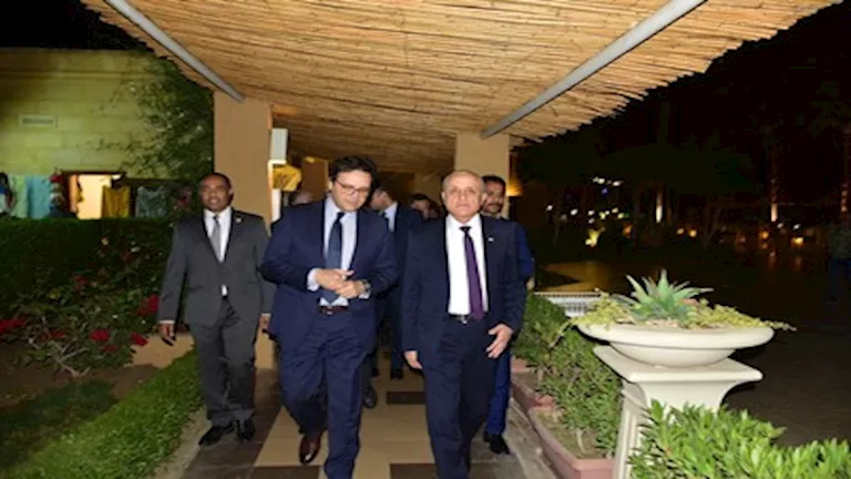 وزير الثقافة يكشف لمصراوي تفاصيل الدورة الأولى لـ"سومبوزيوم" مدن مصر