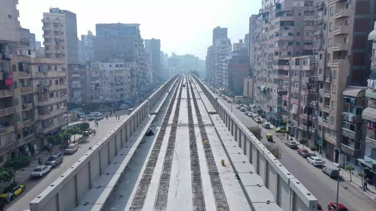 10 صور جوية تكشف مسار مترو الإسكندرية قبل تركيب القضبان