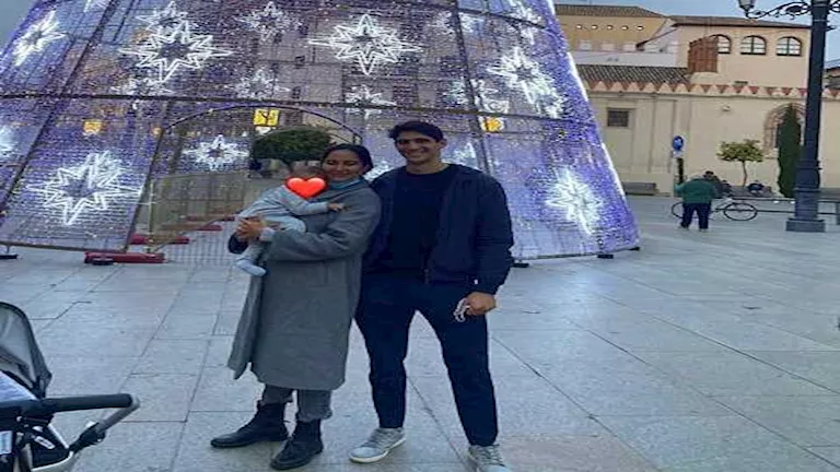 15 صورة وأبرز المعلومات عن عائلة ياسين بونو حارس مرمى المغرب