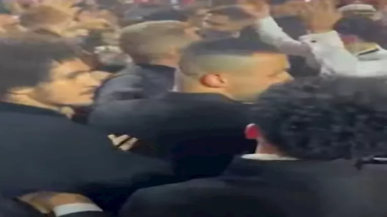 7 صور ترصد "خناقة" أحمد رمضان بيكهام في فرح أحمد عبد القادر