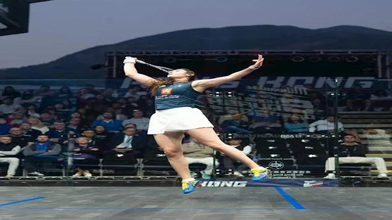 8 صور لنور الشربيني لاحتفالها بالتأهل لنهائي بطولة هونج كونج للاسكواش