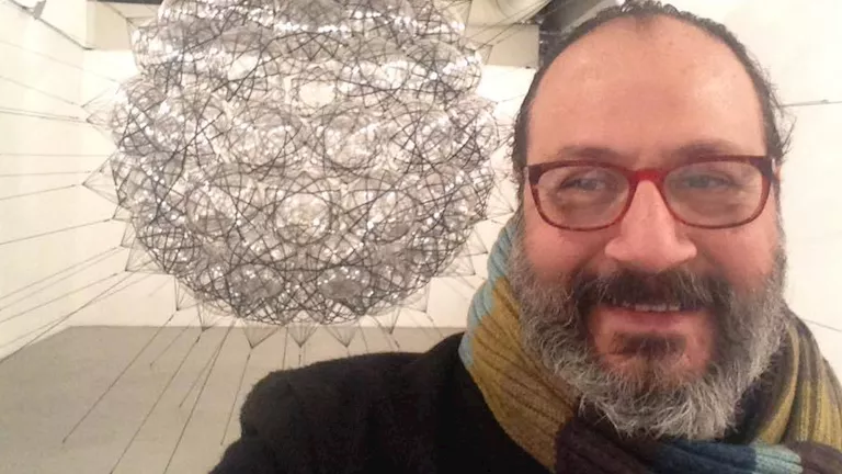 أشرف شاكر يعرض "موزون" بالأوبرا.. الاثنين