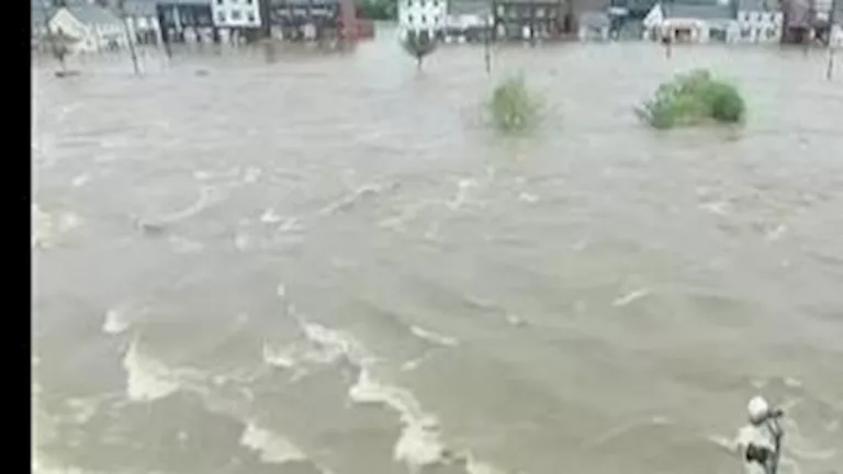 ارتفاع حصيلة ضحايا فيضانات إقليم آسفي بالمغرب إلى 37 شخصًا