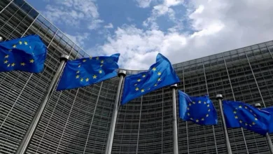 الاتحاد الأوروبي يجمد أصولا روسية لأجل غير مسمى