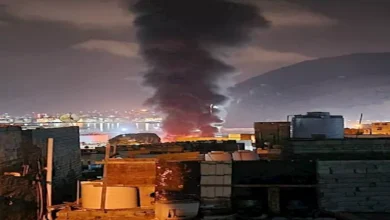 التحالف العربي: نفذنا ضربة استهدفت دعما عسكريا لقوات المجلس الانتقالي بميناء المكلا- صور