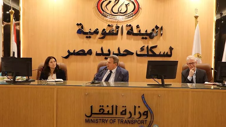 السكة الحديد تبحث تعزيز التعاون في صيانة الجرارات وابتك العالمية