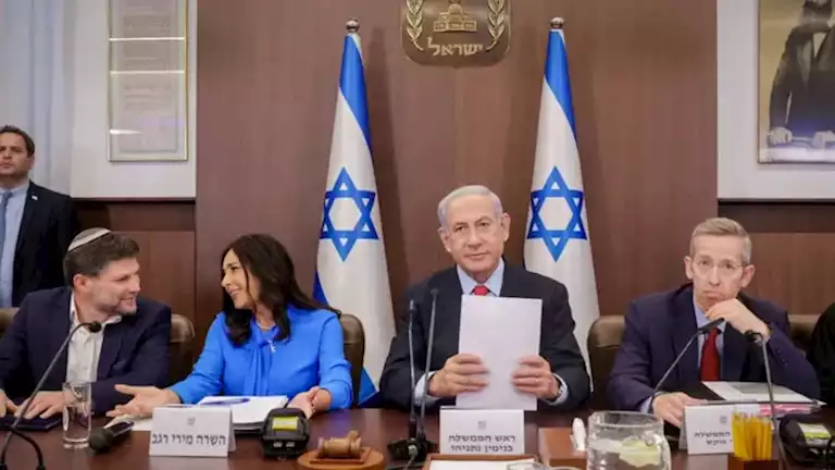 القناة 14 الإسرائيلية: "الكابينت" يصدق على إقامة مستوطنات في الضفة الغربية