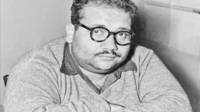 "القومي للمسرح" يحتفي بذكرى ميلاد "صلاح جاهين" في المسرح القومي