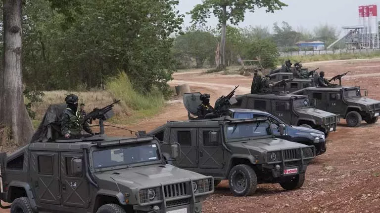 بسبب استمرار هجمات كمبوديا.. تايلاند توسع نطاق حظر التجوال