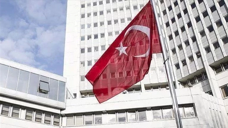 تركيا تستدعي سفير أوكرانيا والقائم بالأعمال الروسي