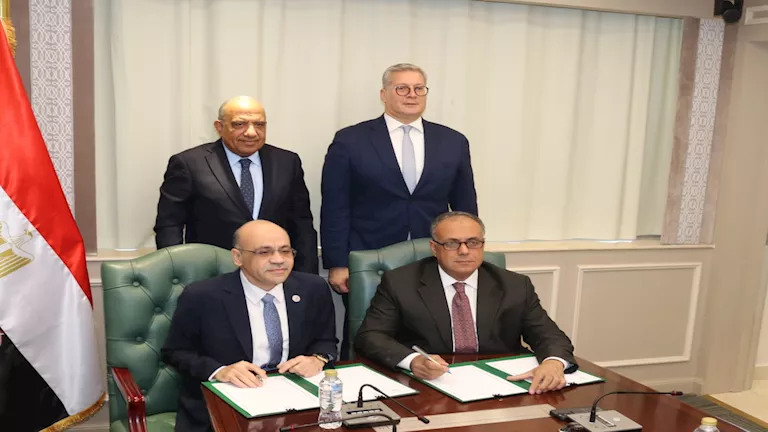 تفاصيل توقيع بروتوكول بين "الكهرباء" و"البترول" لمعالجة المخلفات والرواسب