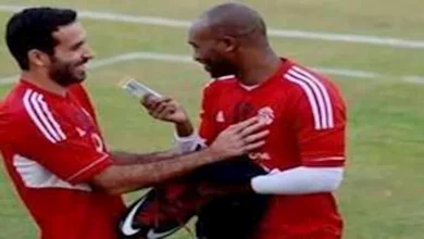 "تهنئة وإشادة".. 15 صورة تسرد علاقة محمد أبو تريكة بمحمود عبد الرازق شيكابالا