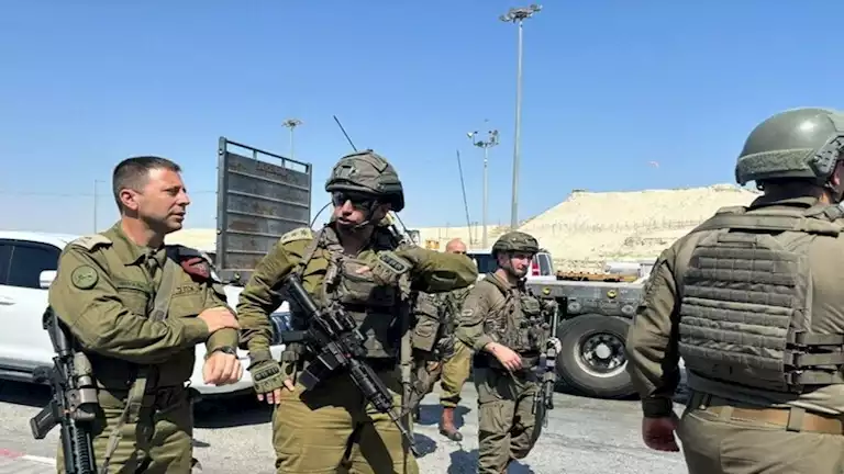 جيش الاحتلال: قتلنا فلسطينيين اثنين في الخليل حاولا تنفيذ عملية دهس