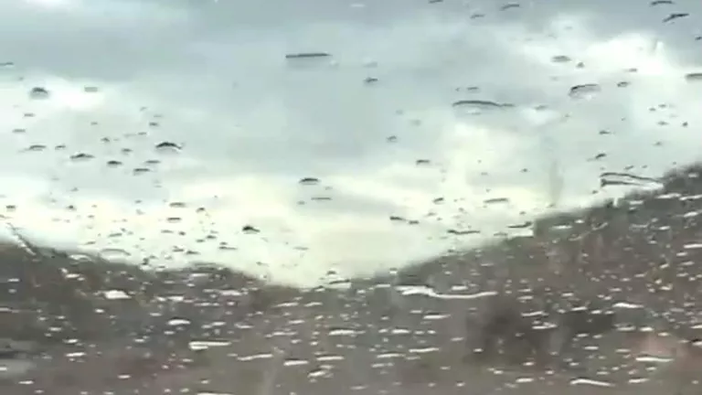 حالة الطقس اليوم.. أمطار بهذه المناطق وبرودة