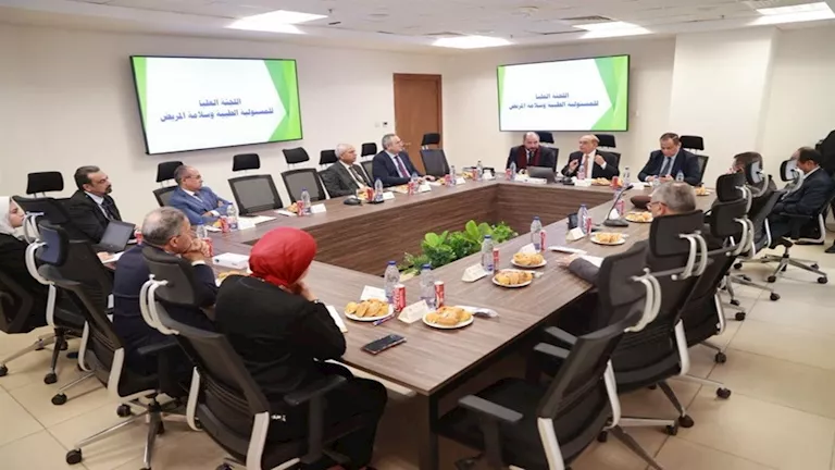 خطوات مهمة لضمان سلامة المرضى وحقوق الأطباء.. تفاصيل اجتماع اللجنة العليا للمسؤولية الطبية