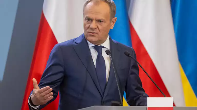 رئيس وزراء بولندا يحذر من فشل الاتفاق على تمويل الاتحاد الأوروبي لأوكرانيا
