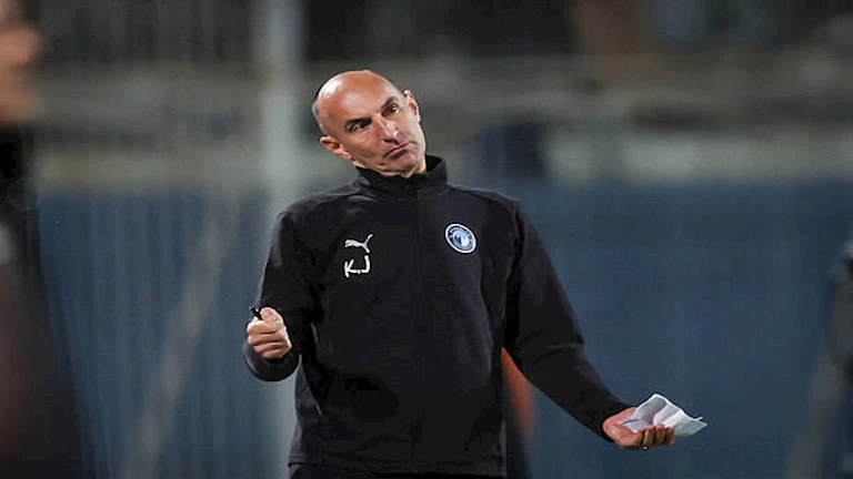 رابطة الأندية تُعلن إيقاف مدرب ولاعب بيراميدز بعد مواجهة بتروجيت