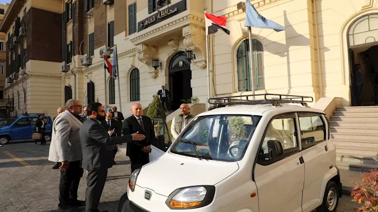 رسميًا.. بدء تشغيل السيارة كيوت بديل التوك توك في القاهرة