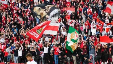 زجاجات وغضب الجماهير تُوقف ديربي إشبيلية وريال بيتيس.. ماذا حدث؟