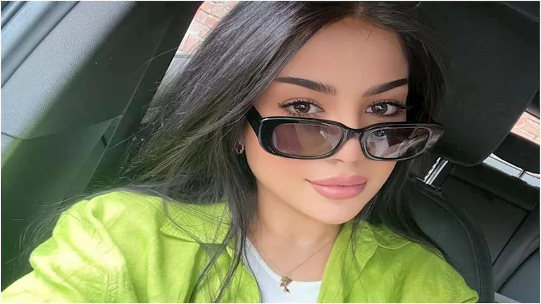 زوجة أكرم توفيق الثانية تدعم منتخب فلسطين بهذه الطريقة (صور)