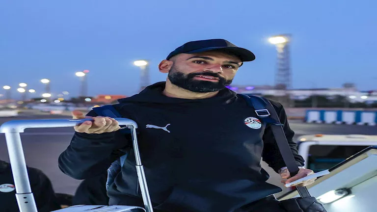 صلاح يرفض طلبا لصحفي ليفربول بعد مباراة زيمبابوي.. (فيديو)