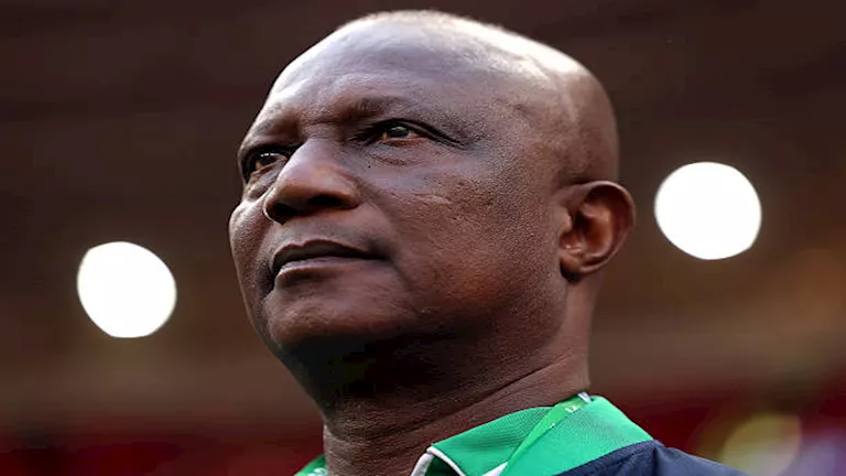 فاز على مصر بسداسية.. من هو مدرب السودان الذي أحرج الجزائر؟