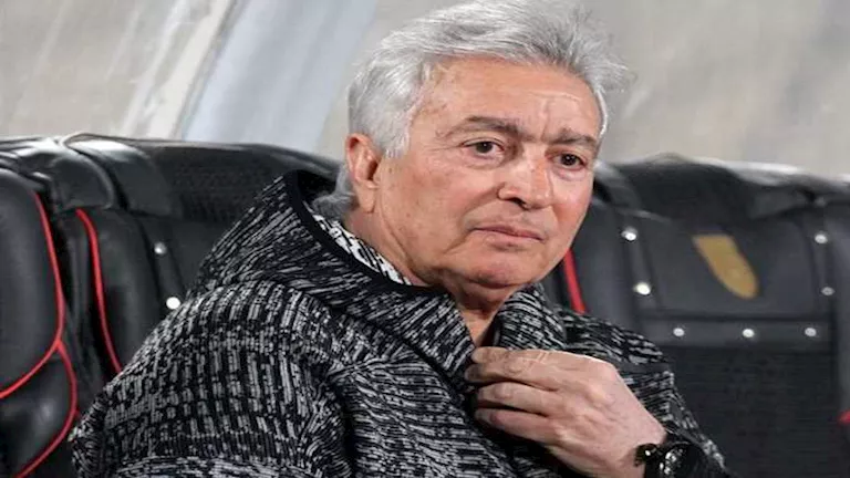 "فضيحة وطولان ضغط".. تعليق ناري من نجم الأهلي السابق على خروج المنتخب