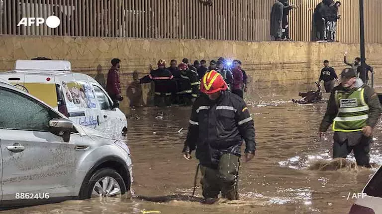 فيضانات "استثنائية" في آسفي المغربية تخلف نحو 37 قتيلًا (صور- فيديو)
