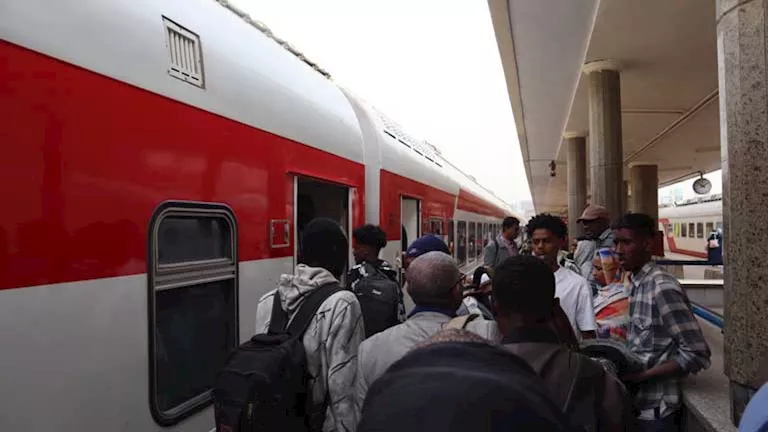 قرار جديد من السكة الحديد بشأن حجز تذاكر القطارات المكيفة