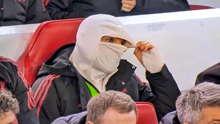 "قصص متفوتكش".. ثورة جماهير ليفربول ورد مفاجئ لسلوت.. وصدمة شيكابالا لمجلس الزمالك