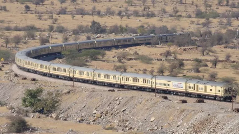 قطار ركاب فائق السرعة يدهس 7 فيلة في شمال شرق الهند