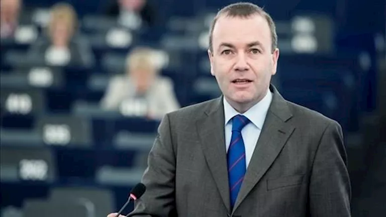 قيادي في البرلمان الأوروبي يدعو لمشاركة قوات ألمانية في مهمة أوروبية بأوكرانيا