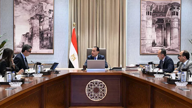 لتحقيق العدالة الاجتماعية.. مدبولي يتابع مع وزير التموين مستجدات ملف تطوير منظومة الدعم